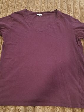 LOANNA Women's Plus Comfy Fit Short Sleeve V-Neck Top Burgundy Size 2X